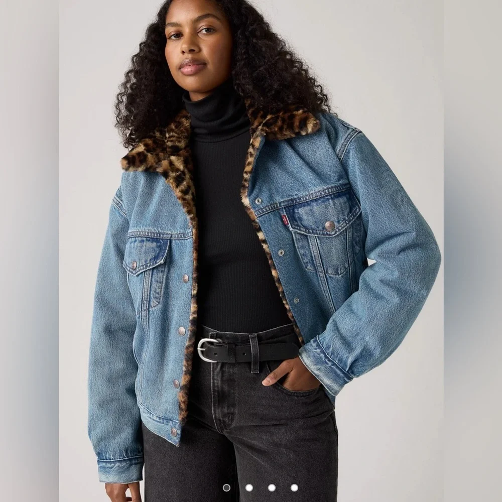 Levi's 90s Fur Trucker Jacket - Picture 4 of 7